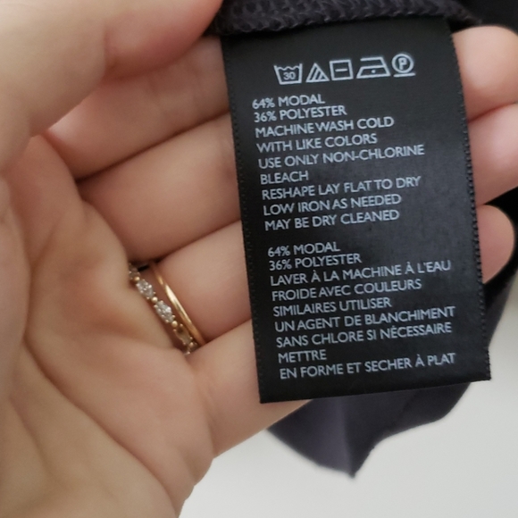 Kimchi Blue charcoal grey flowy tank top - Picture 4 of 4